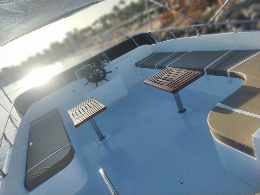 Private Boat – Full-Day Experience - Image 3