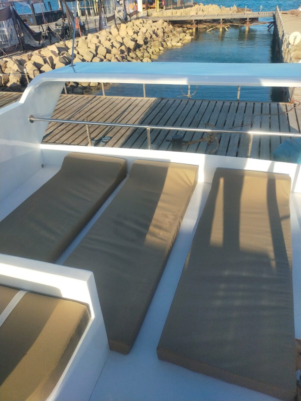 Private Boat – Full-Day Experience - Image 12