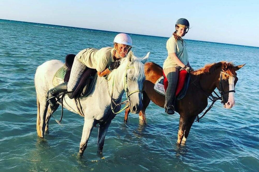 Horse Riding Tour on The Red Sea And Desert & Transfer -Hurghada - Image 3